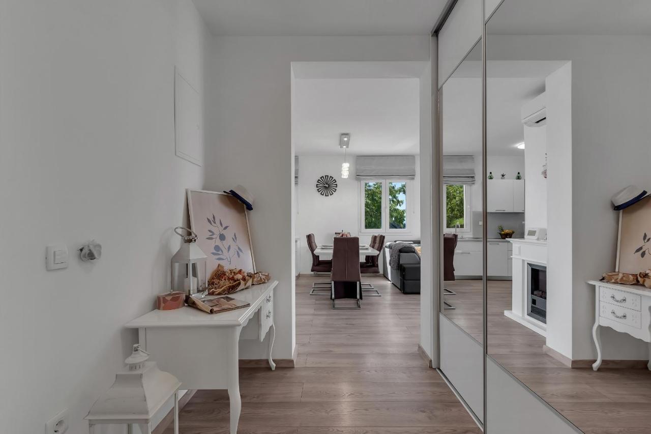 Apartment Apricus Makarska Dış mekan fotoğraf